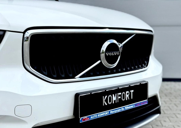 Volvo XC 40 cena 107999 przebieg: 139953, rok produkcji 2018 z Siewierz małe 781